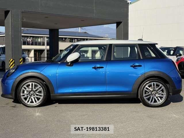 Bmw MINI 2025-04 7221776-19