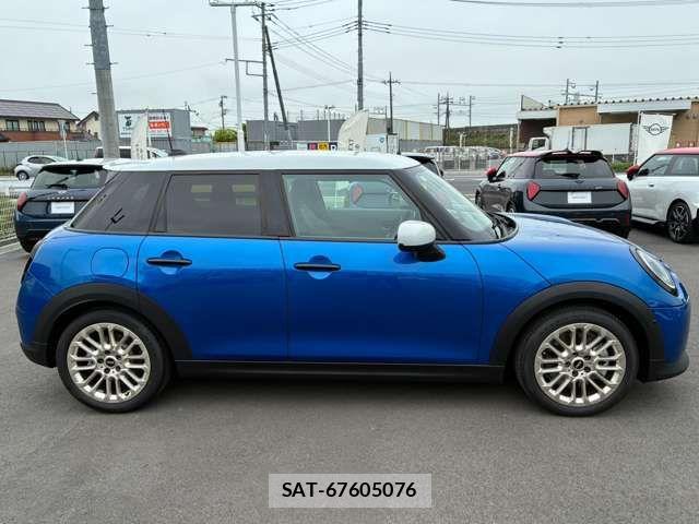 Bmw MINI 2026-01 7328381-3