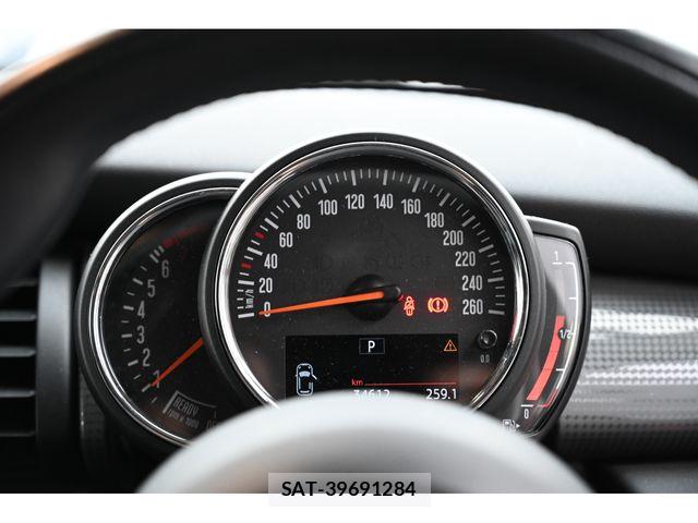Bmw MINI 2018-11 7328387-24