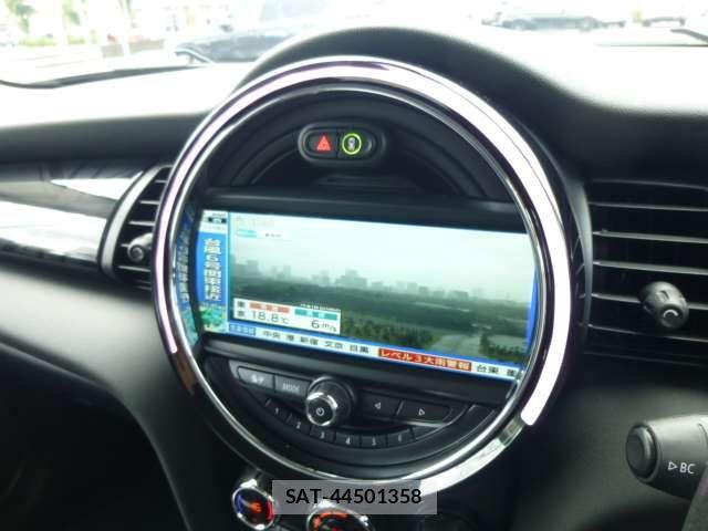 Bmw MINI 2018-06 7328385-16