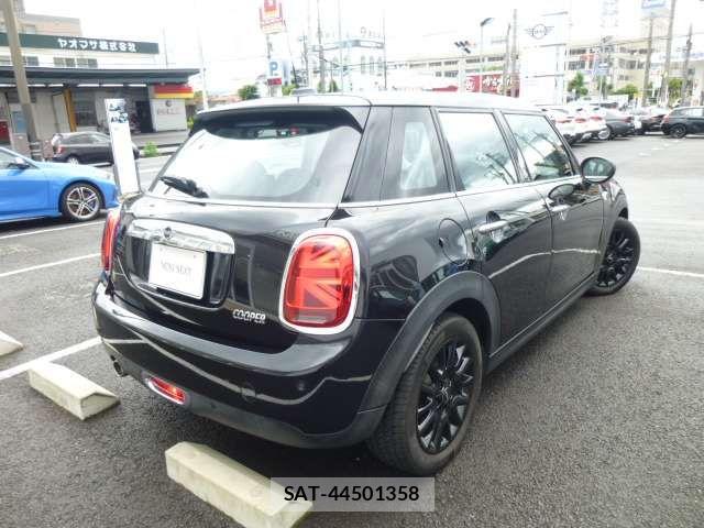 Bmw MINI 2018-06 7328385-17
