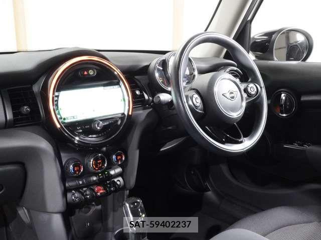 Bmw MINI 2020-04 7501528-17
