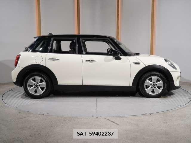 Bmw MINI 2020-04 7501528-22