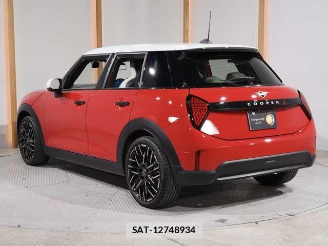 Bmw MINI 2026-01 7501522-9