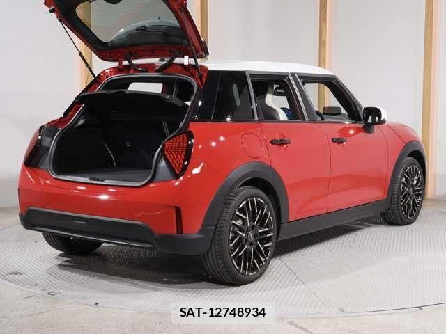 Bmw MINI 2026-01 7501522-28
