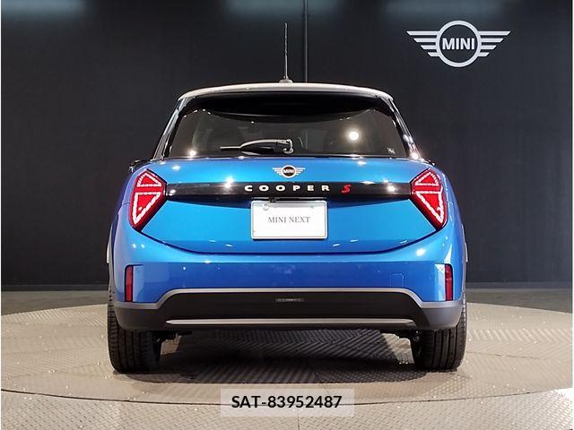 Bmw MINI 2024-10 7618088-4