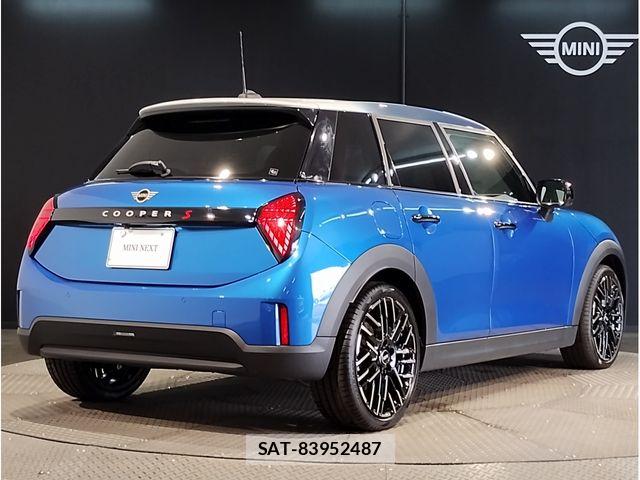 Bmw MINI 2024-10 7618088-5