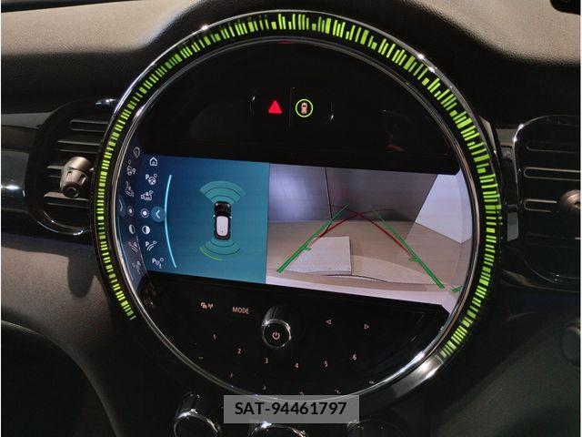 Bmw MINI 2023-04 7725682-18