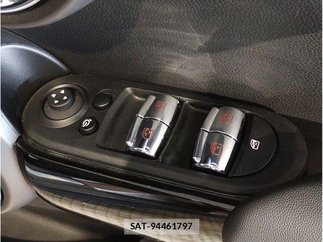 Bmw MINI 2023-04 7725682-22