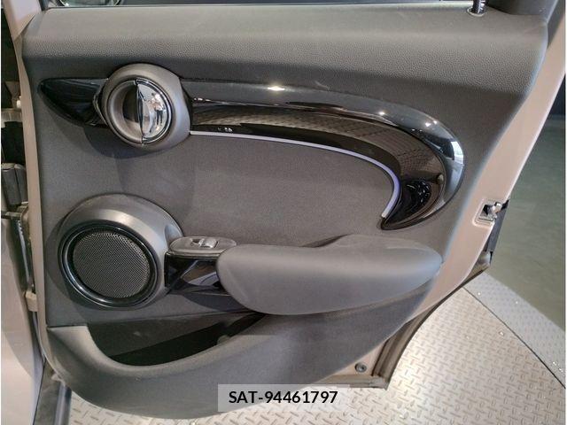 Bmw MINI 2023-04 7725682-29