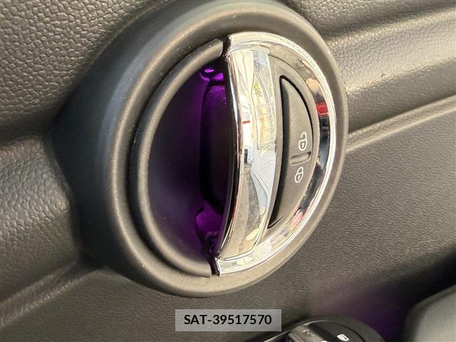 Bmw MINI 2020-01 7725704-18