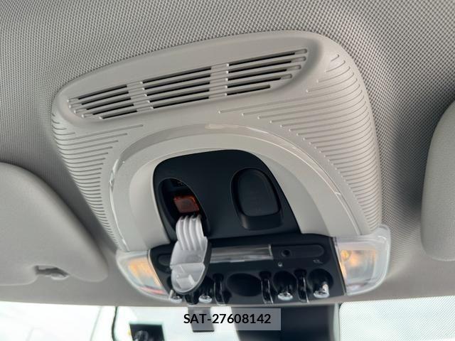 Bmw MINI 2022-04 7725689-22