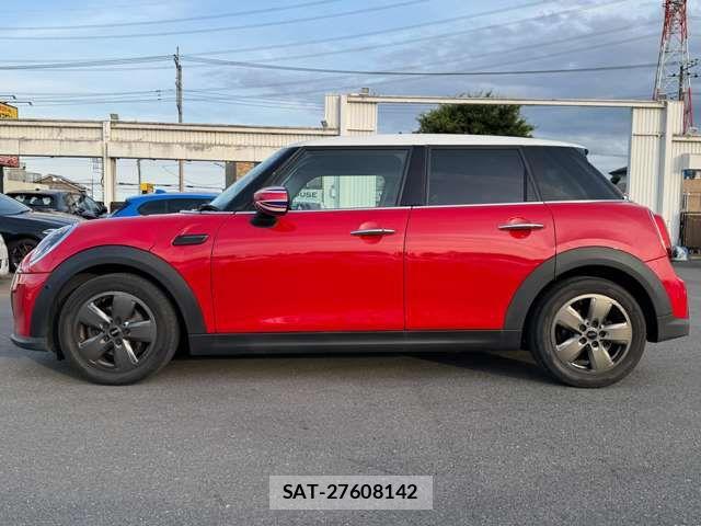 Bmw MINI 2022-04 7725689-5