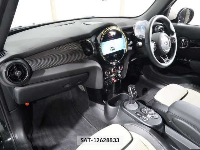 Bmw MINI 2023-06 7725688-12
