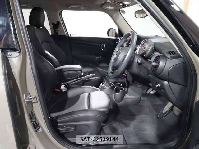 Bmw MINI 2019-04 7725696-12