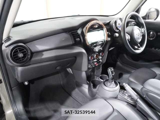 Bmw MINI 2019-04 7725696-14