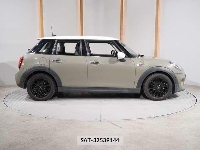 Bmw MINI 2019-04 7725696-22