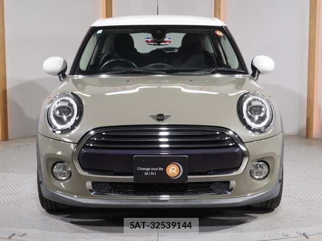 Bmw MINI 2019-04 7725696-7