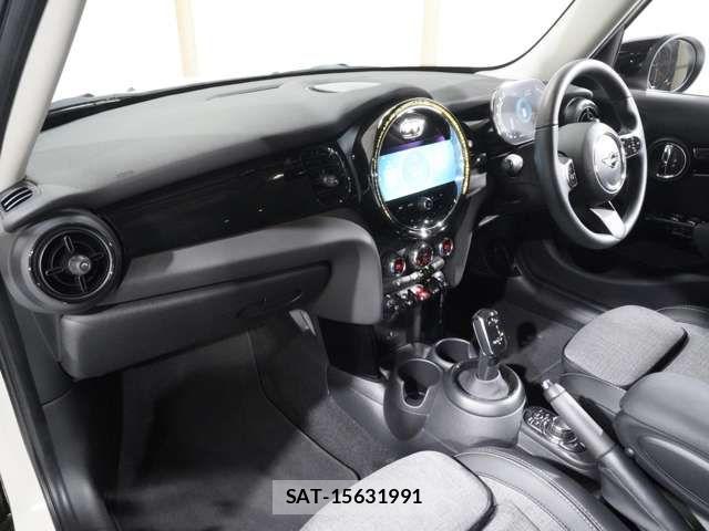 Bmw MINI 2022-07 7787037-12