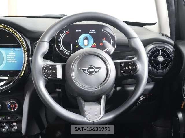 Bmw MINI 2022-07 7787037-14