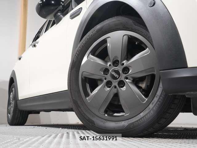 Bmw MINI 2022-07 7787037-17