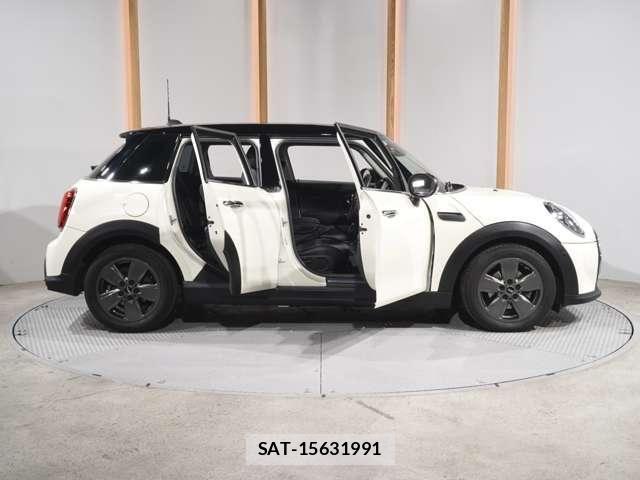 Bmw MINI 2022-07 7787037-21