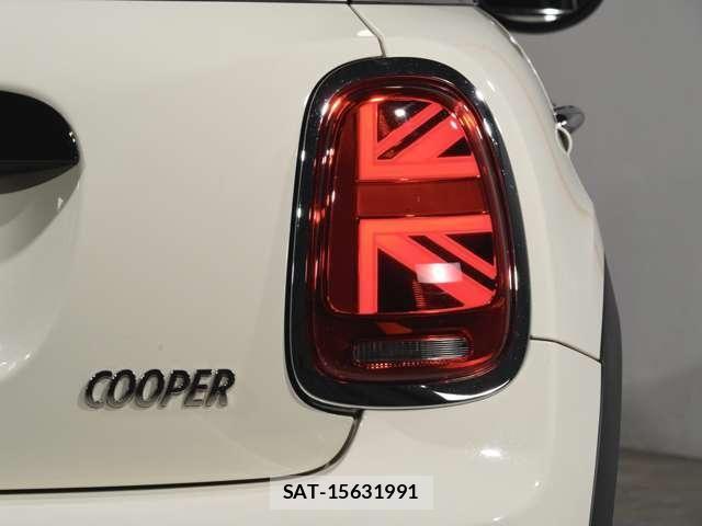 Bmw MINI 2022-07 7787037-24