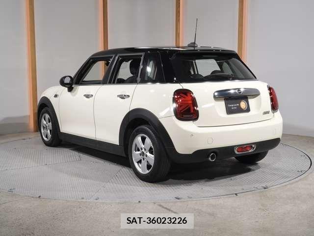 Bmw MINI 2019-03 7787035-1
