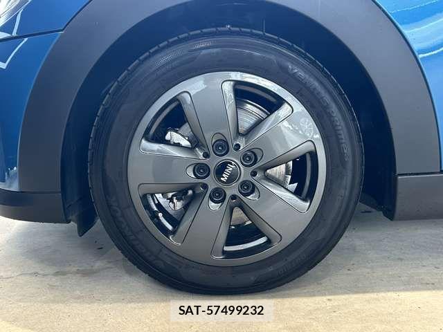 Bmw MINI 2021-11 7787034-1