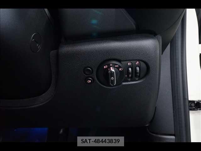 Bmw MINI 2021-11 7902966-13