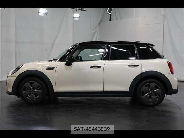 Bmw MINI 2021-11 7902966-14