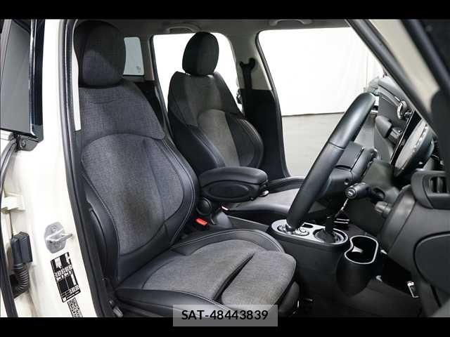 Bmw MINI 2021-11 7902966-16