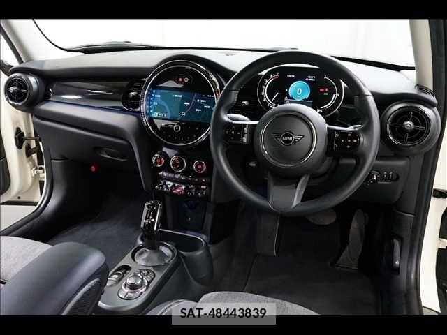 Bmw MINI 2021-11 7902966-1