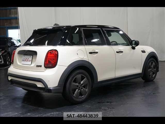 Bmw MINI 2021-11 7902966-8