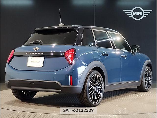 Bmw MINI 2025-09 8074593-4