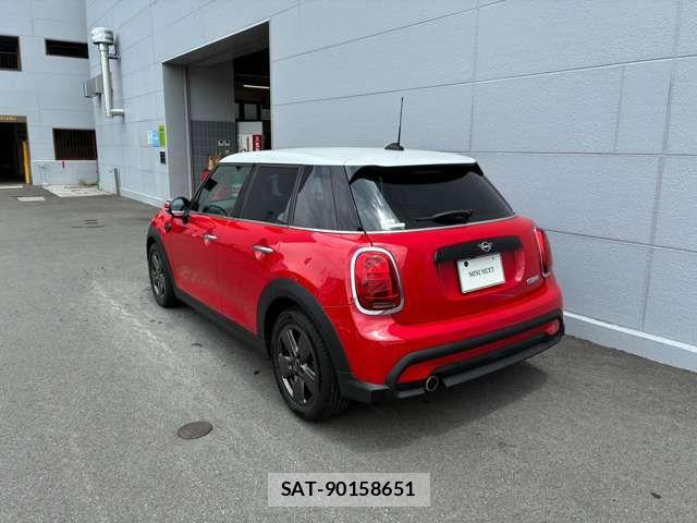 Bmw MINI 2021-12 8074595-3