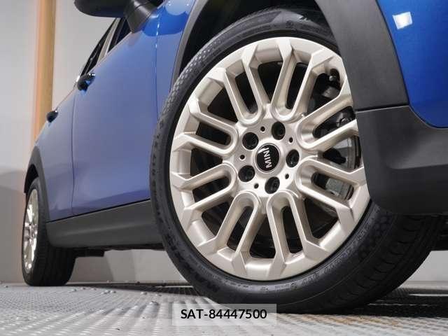 Bmw MINI 2024-12 8074594-17