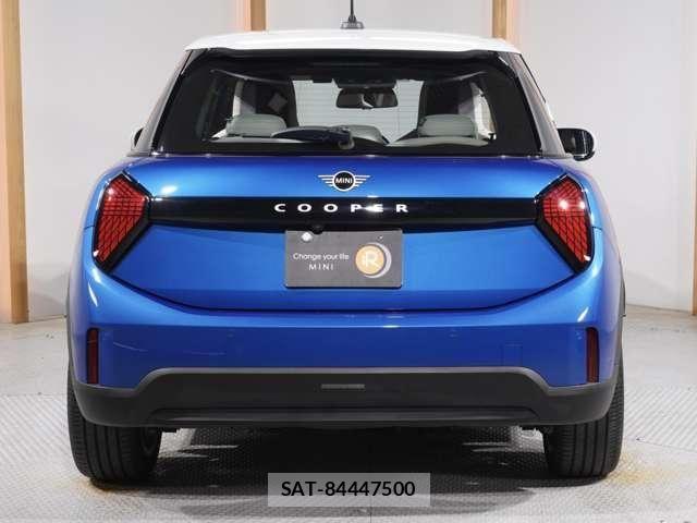 Bmw MINI 2024-12 8074594-7