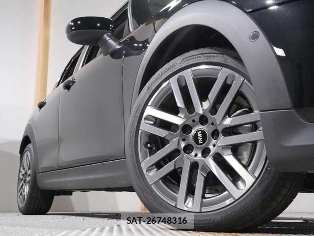 Bmw MINI 2025-06 8074592-18