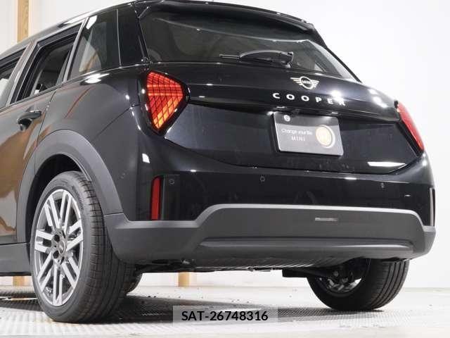 Bmw MINI 2025-06 8074592-25