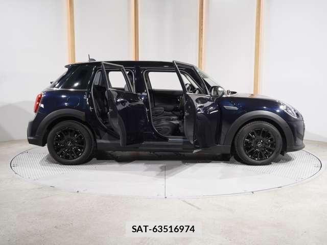 Bmw MINI 2024-03 8074596-21