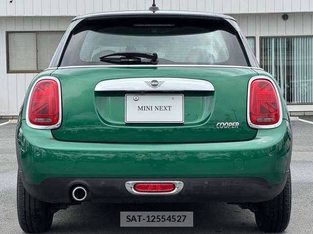 Bmw MINI 2020-12 8100450-4