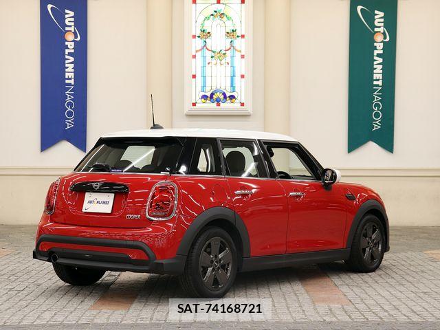 Bmw MINI 2021-12 8100452-2
