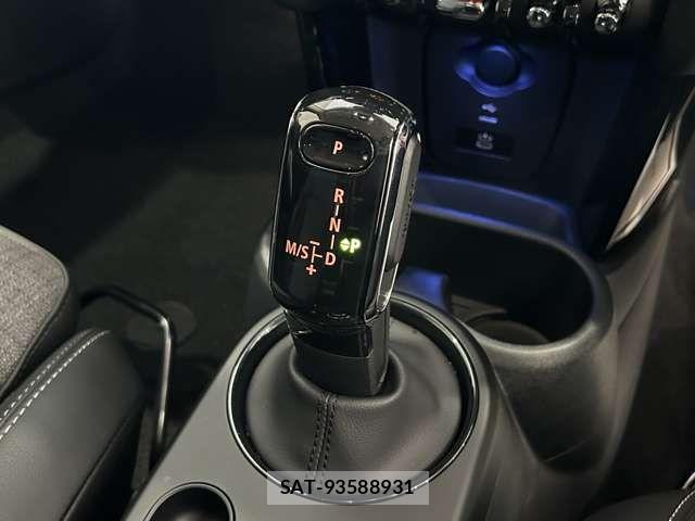 Bmw MINI 2023-10 8100449-10
