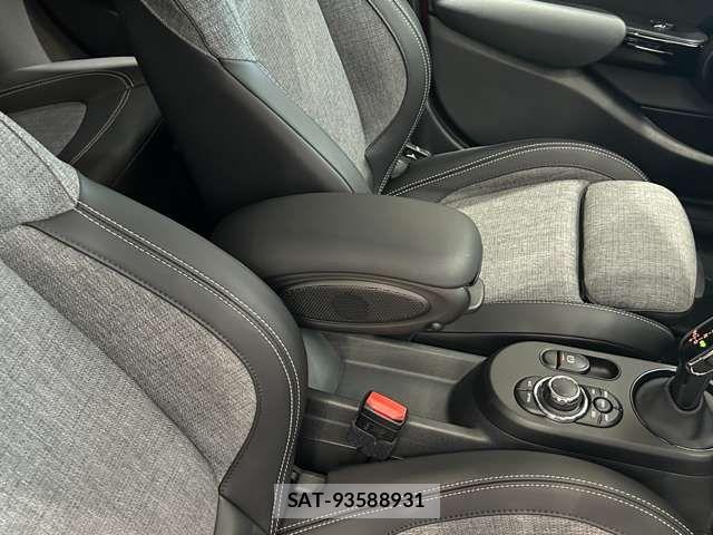 Bmw MINI 2023-10 8100449-16
