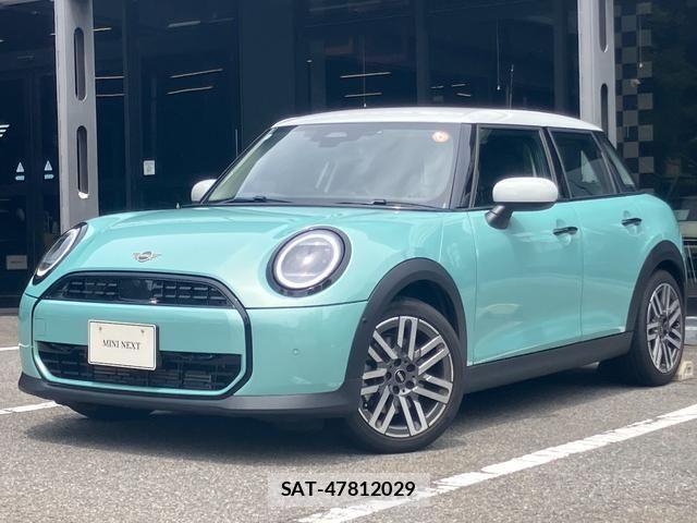Bmw MINI 2025-11 8100447-0