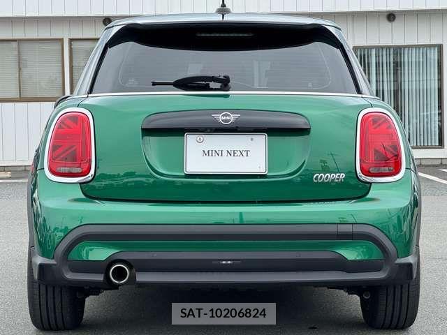 Bmw MINI 2022-08 8100451-11