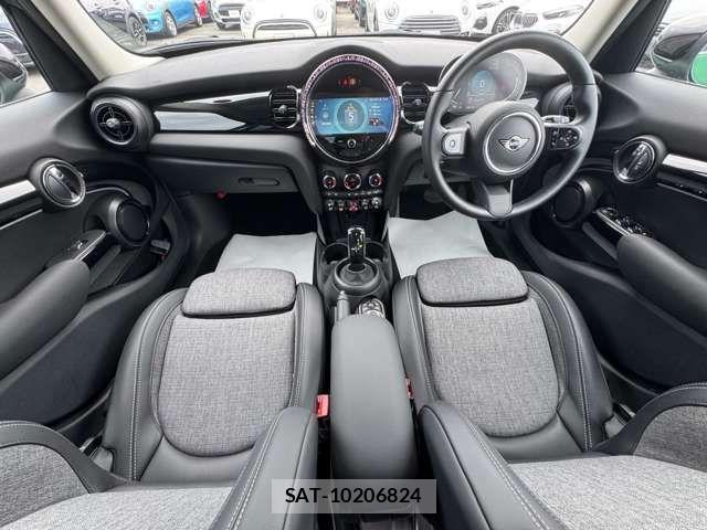 Bmw MINI 2022-08 8100451-16