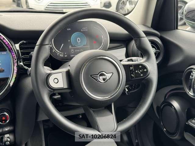 Bmw MINI 2022-08 8100451-17