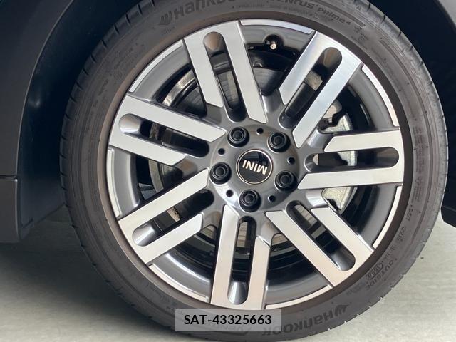 Bmw MINI 2025-11 8100446-24